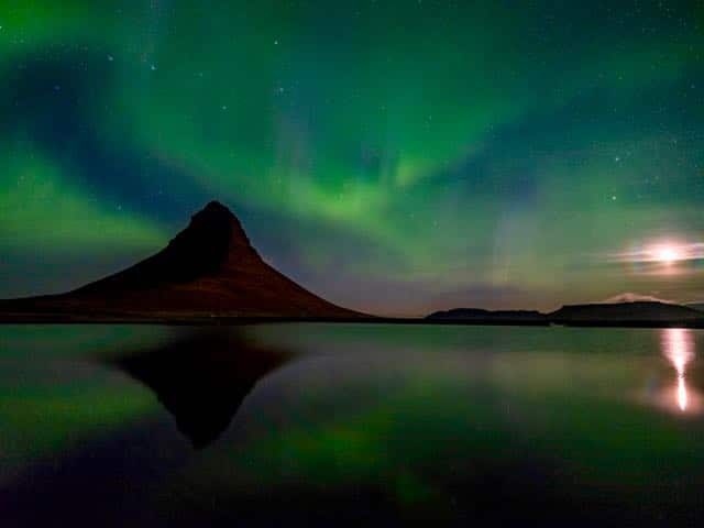 Magical Winter in Iceland – hunt the Northern Lights