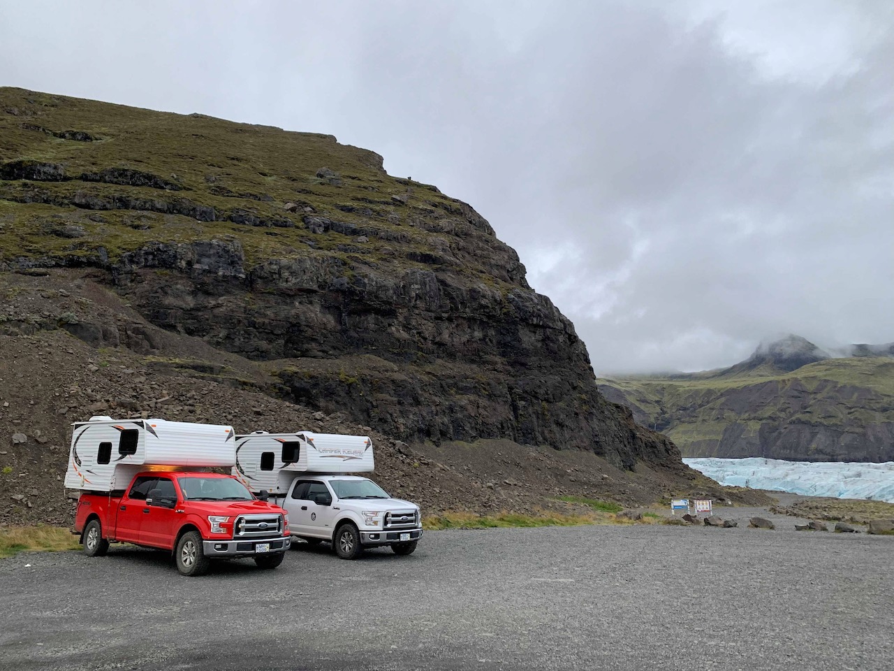 4x4_camper3_ 6 Camper Iceland Louez un campingcar, un campingcar ou un petit campingcar