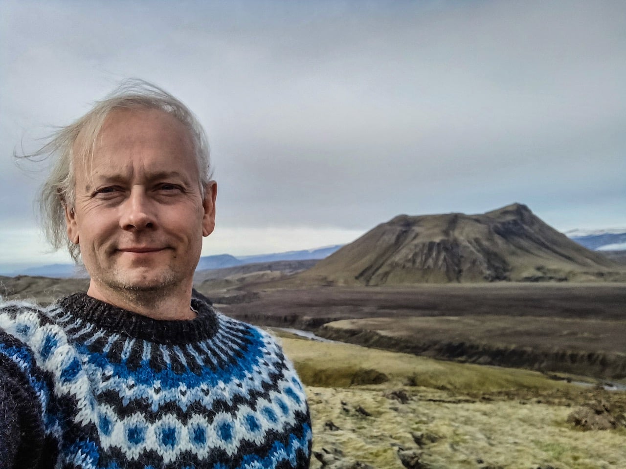 Camper Islandia - LA MARCA 7 Escapar de la «Rueda del Hámster»: Un viaje suizo-islandés hacia la libertad