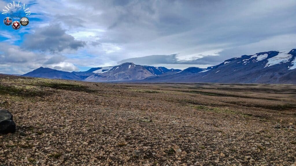 Sfuggire alla "ruota del criceto": Un viaggio svizzero-islandese verso la libertà 7 Sfuggire alla "ruota del criceto": Un viaggio svizzero-islandese verso la libertà 6