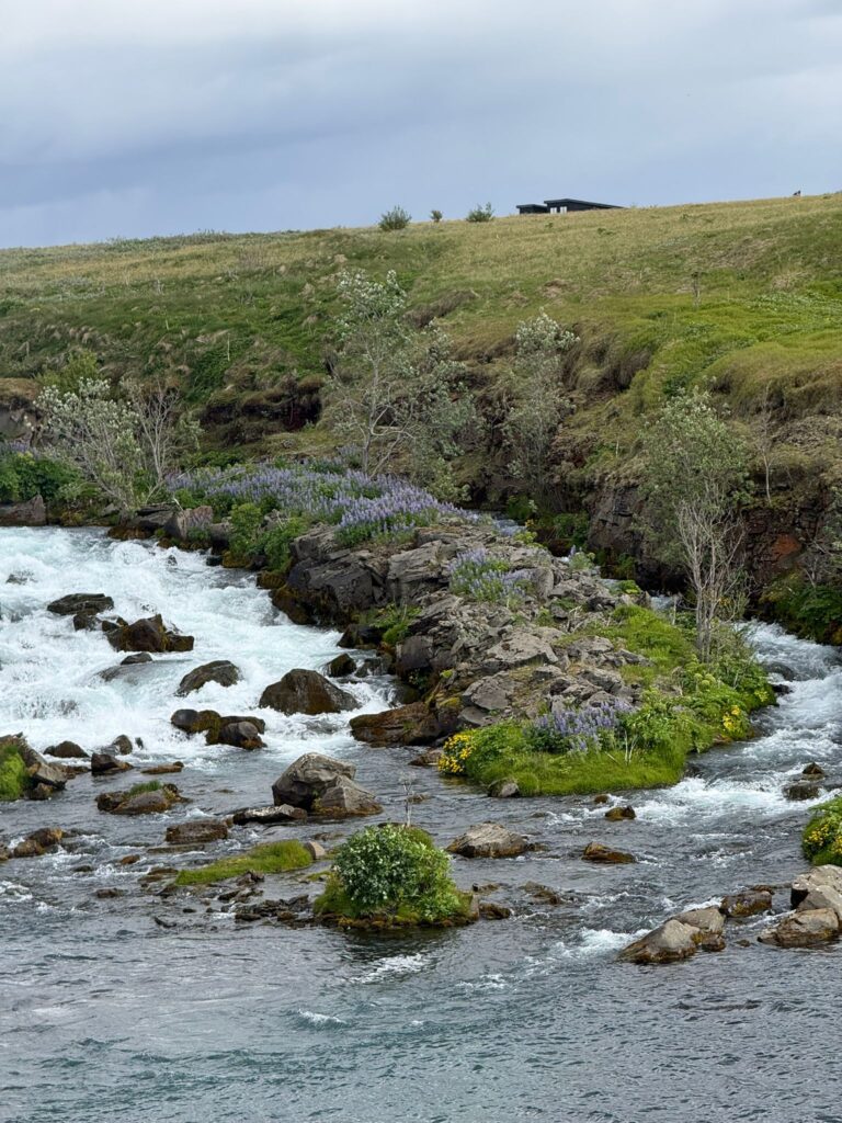 Lascia i 35 °C per cascate, ghiacciai e aria fresca 1 Lascia i 35 °C per cascate, ghiacciai e aria fresca